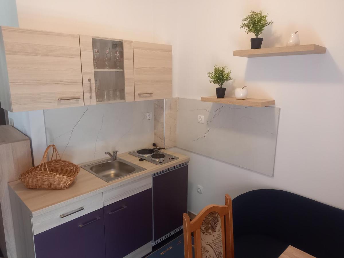 Studio Apartman Sutic Kastel Novi Luaran gambar